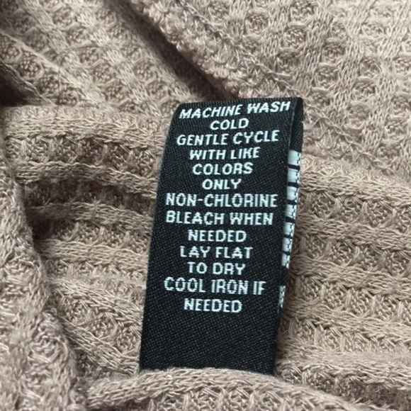 Charlotte Russe Sweater - Picture 6 of 6